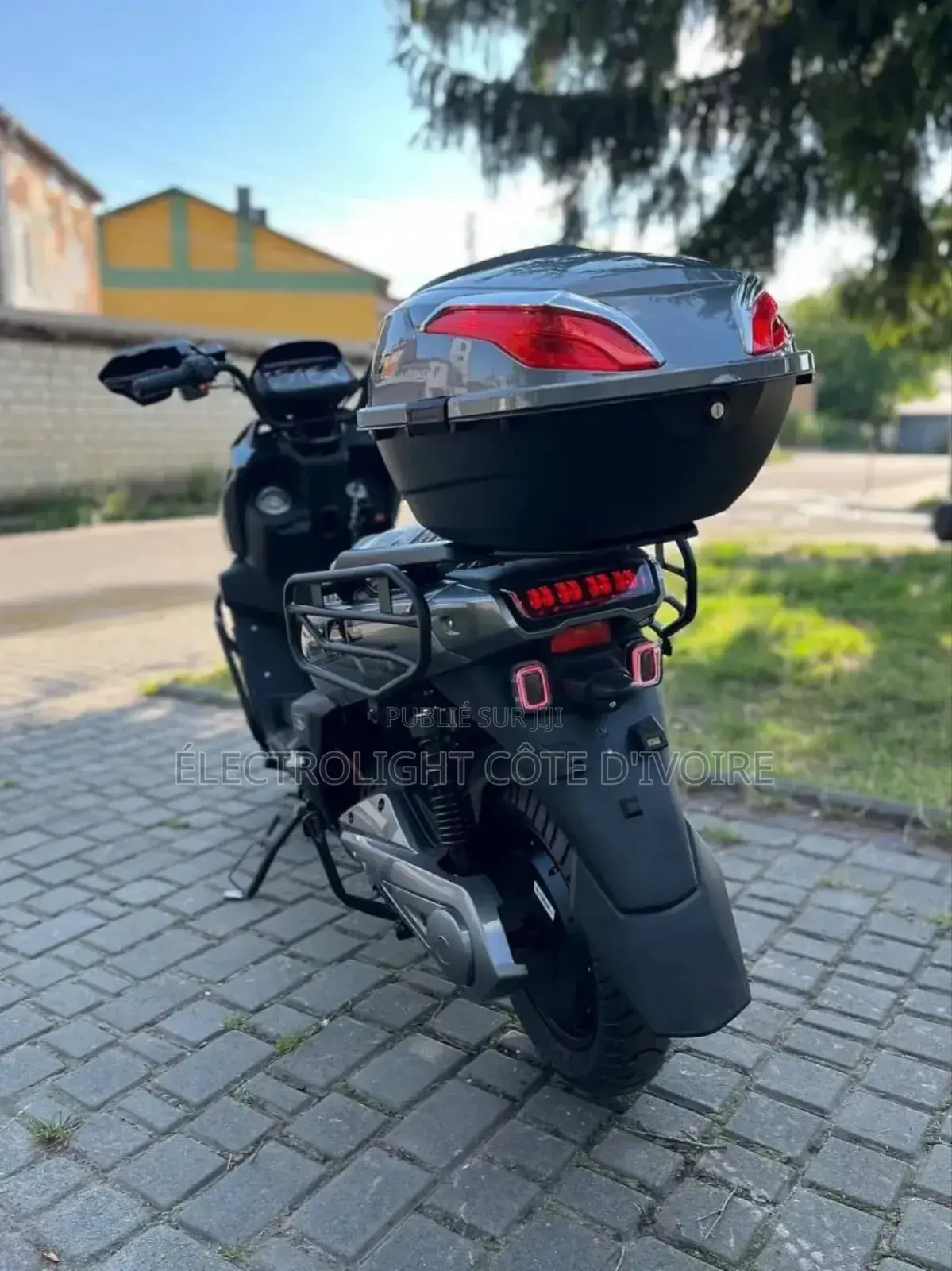 Neuf Motorcycle 2023 Noir