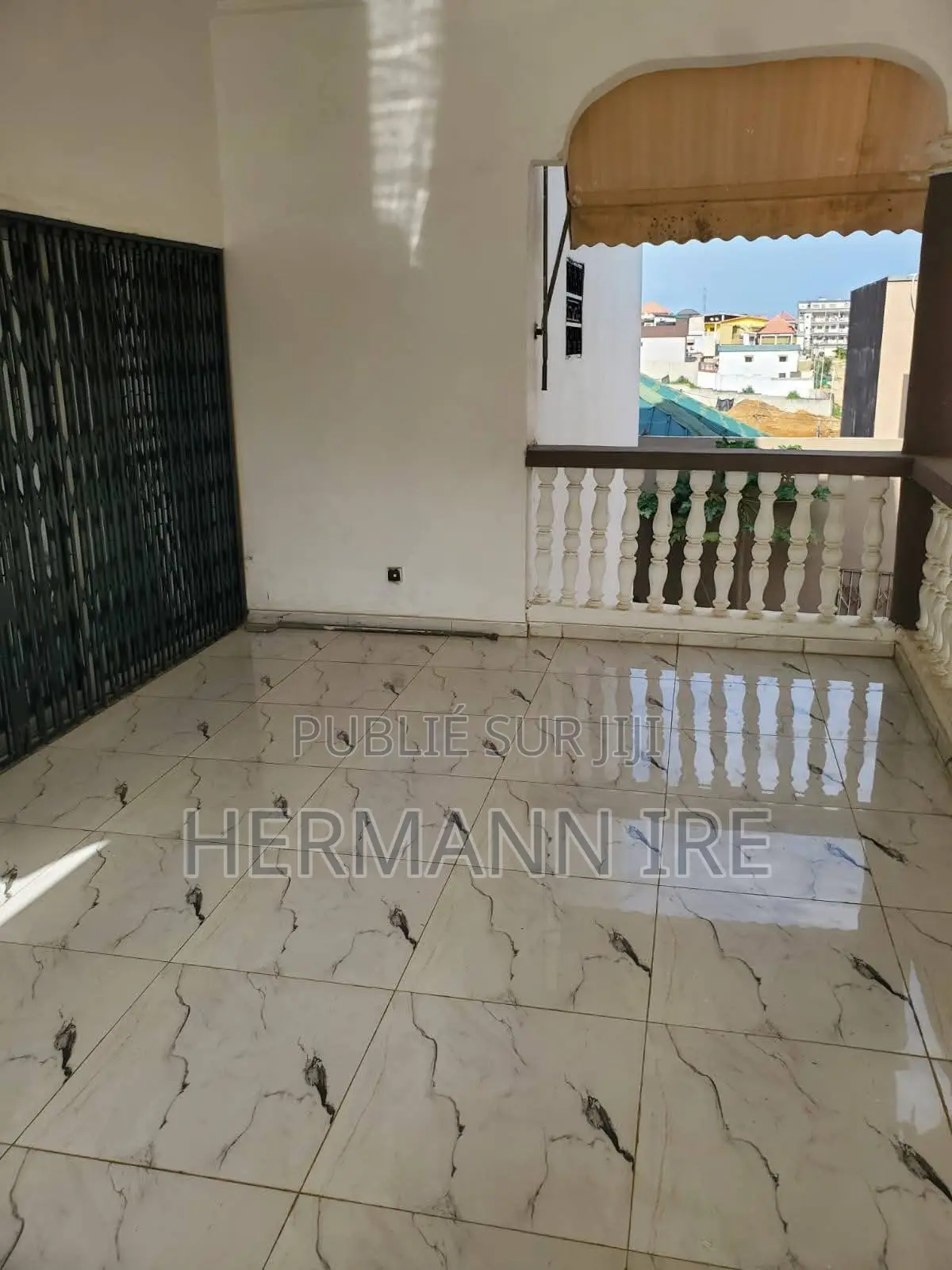 Villa Triplex en Vente