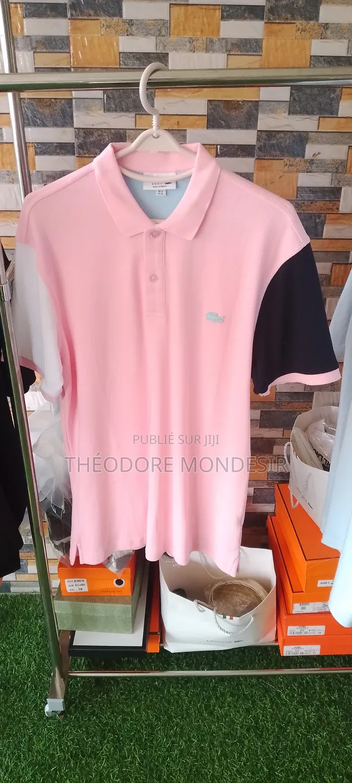 Vêtements Toutes Genres Hommes, Femmes, Sac, Chaussures Etc