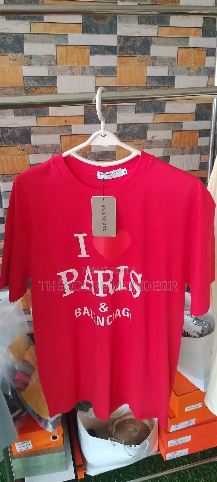 Vêtements Toutes Genres Hommes, Femmes, Sac, Chaussures Etc