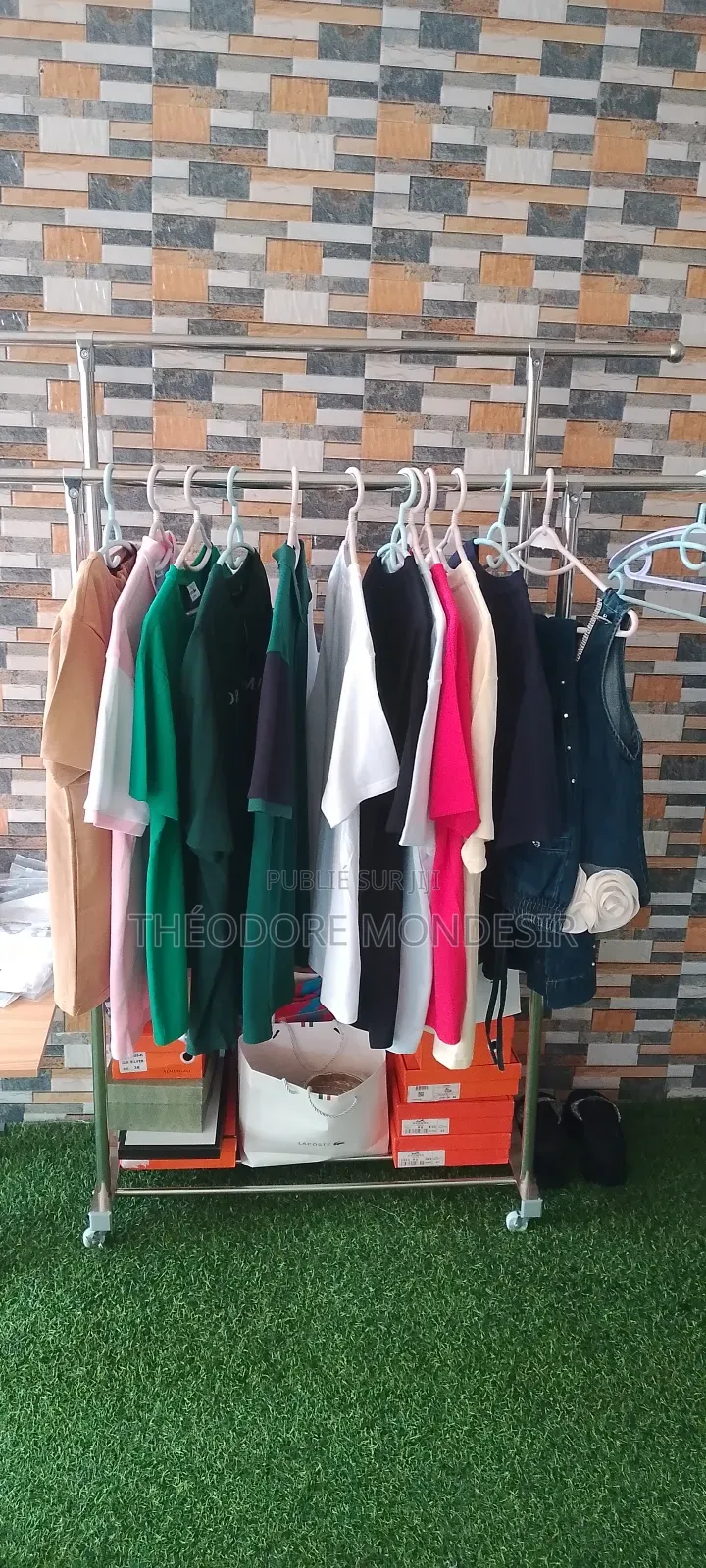 Vêtements Toutes Genres Hommes, Femmes, Sac, Chaussures Etc