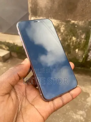 Photo - Apple iPhone 11 64 GB Violet