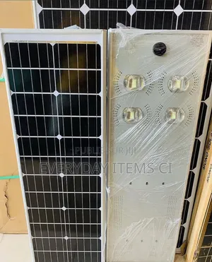 Photo - Lampadaire Solaire 400w