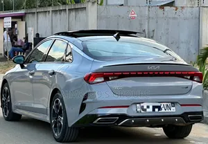 New Kia K5 2022 Blue