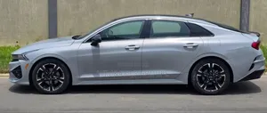 New Kia K5 2022 Gris