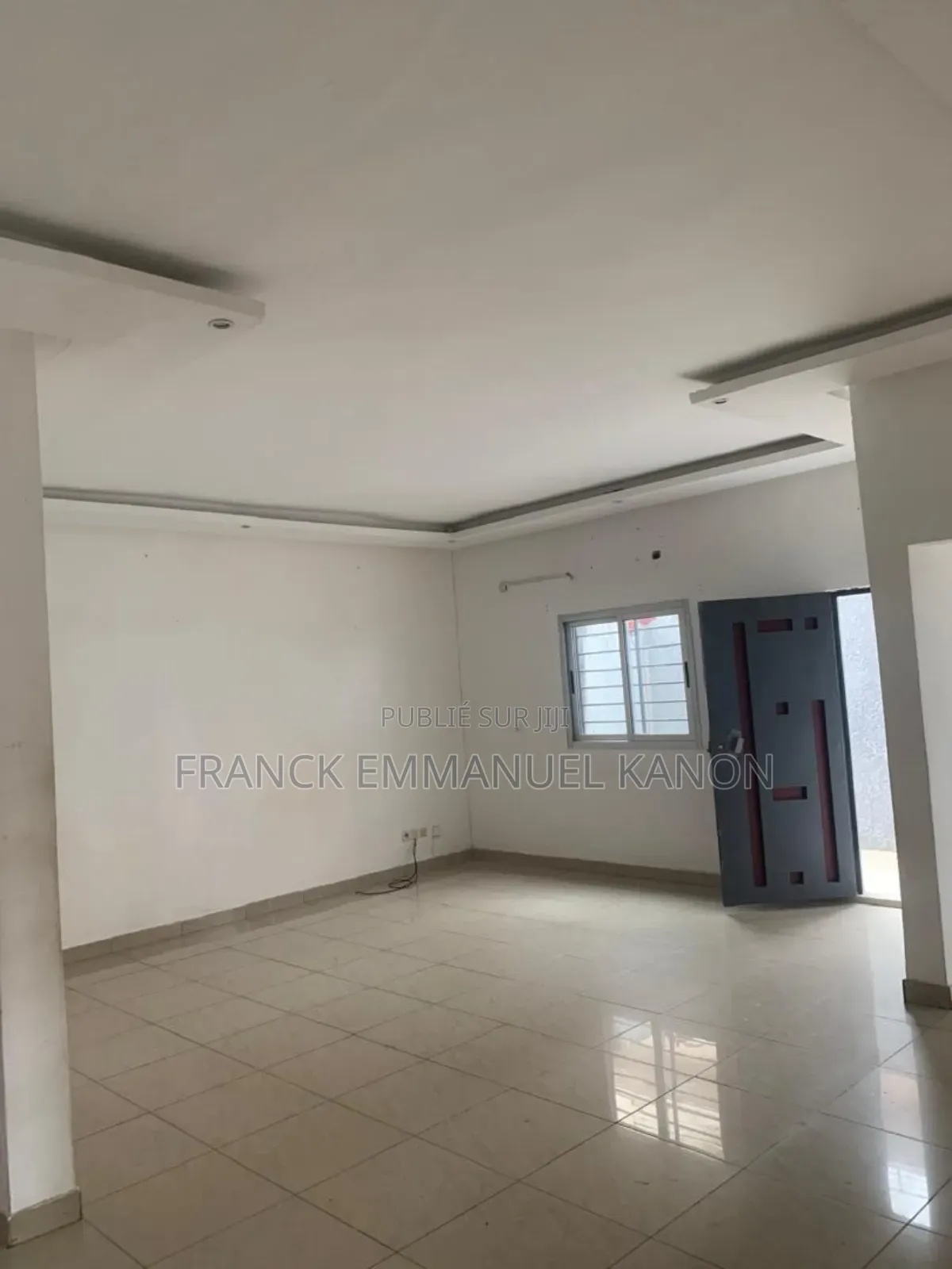 4chbre Appartement dans Un Duplex Rivera, Yopougon à Vendre