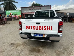 Mitsubishi L200 2022 Blanc