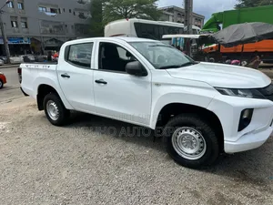 Mitsubishi L200 2022 Blanc