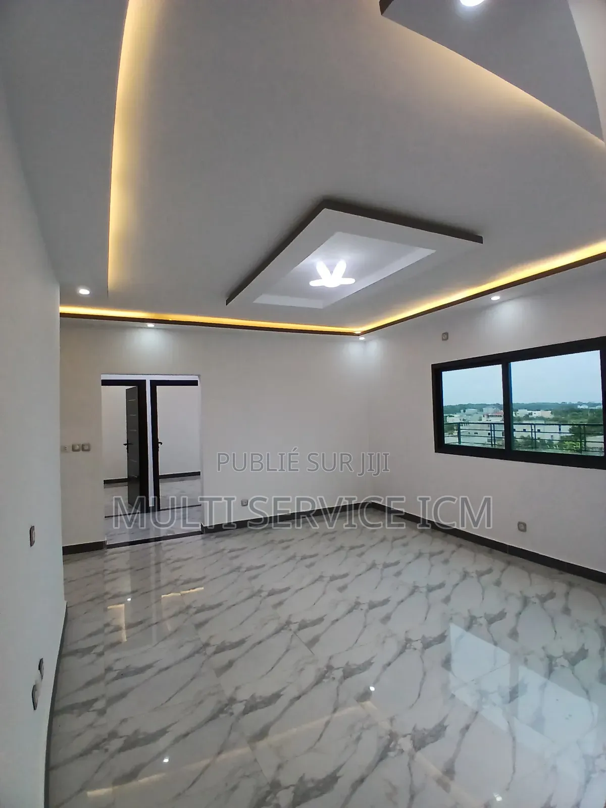 3chbre Duplex dans Ismaël Coulibaly, Grand-Bassam à Louer