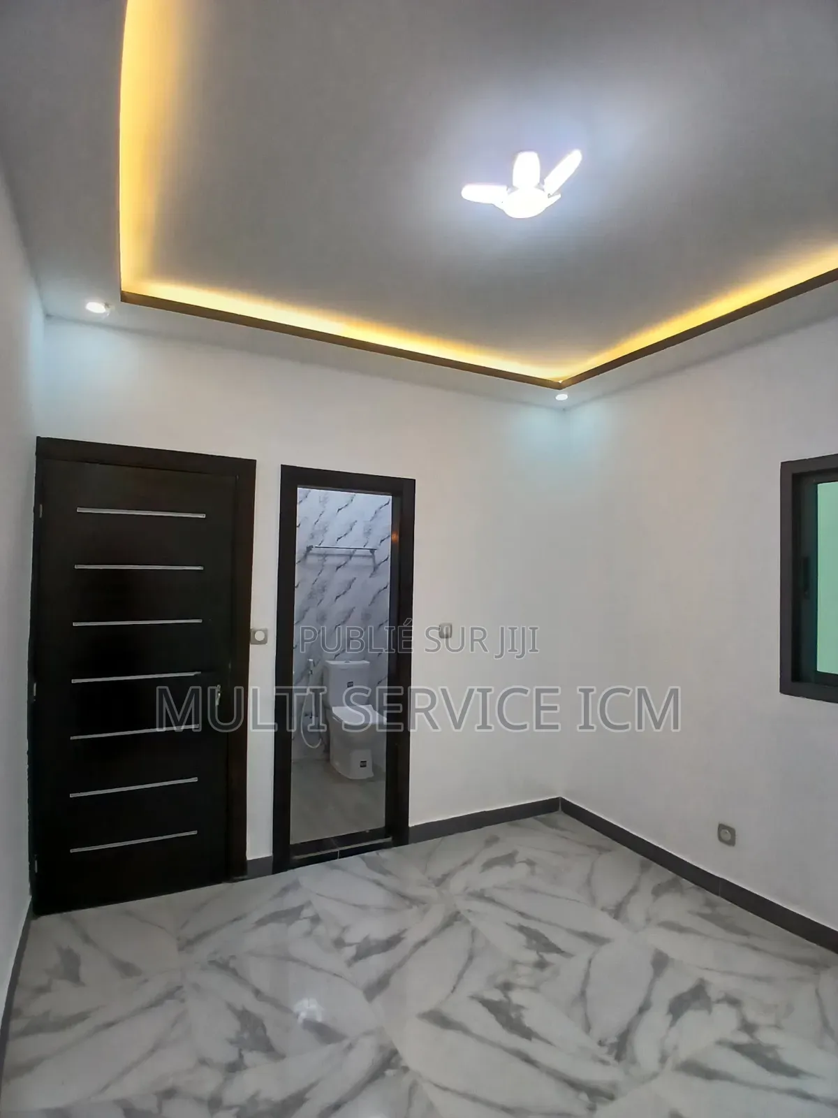 3chbre Duplex dans Ismaël Coulibaly, Grand-Bassam à Louer