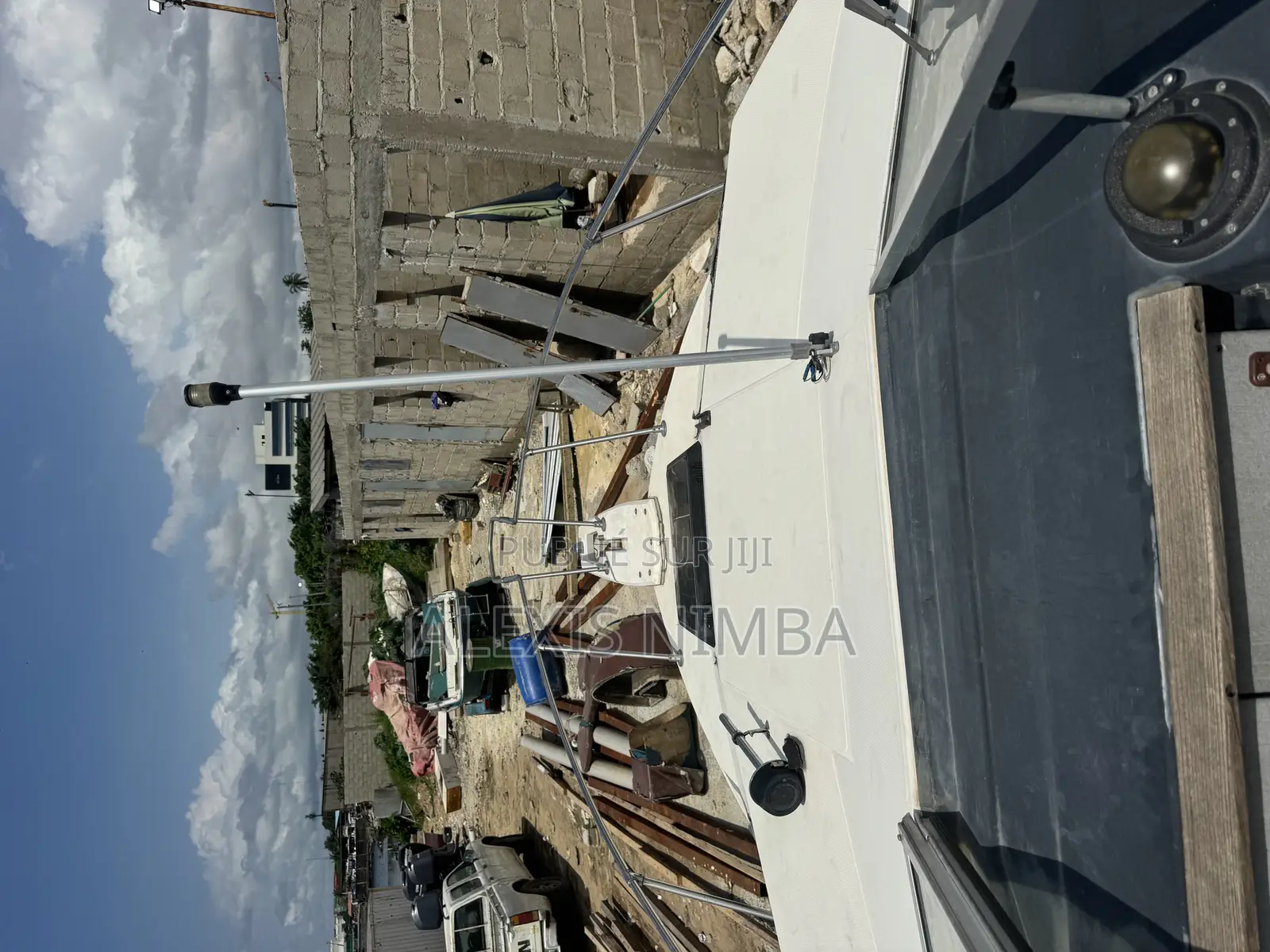 Coque Bateau Mini Yatch Tout À Refaire Avec Cabine