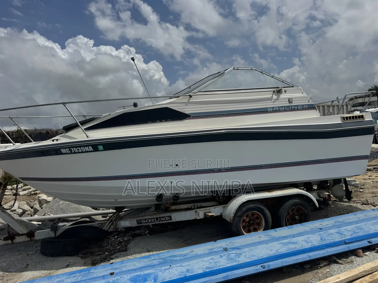 Coque Bateau Mini Yatch Tout À Refaire Avec Cabine