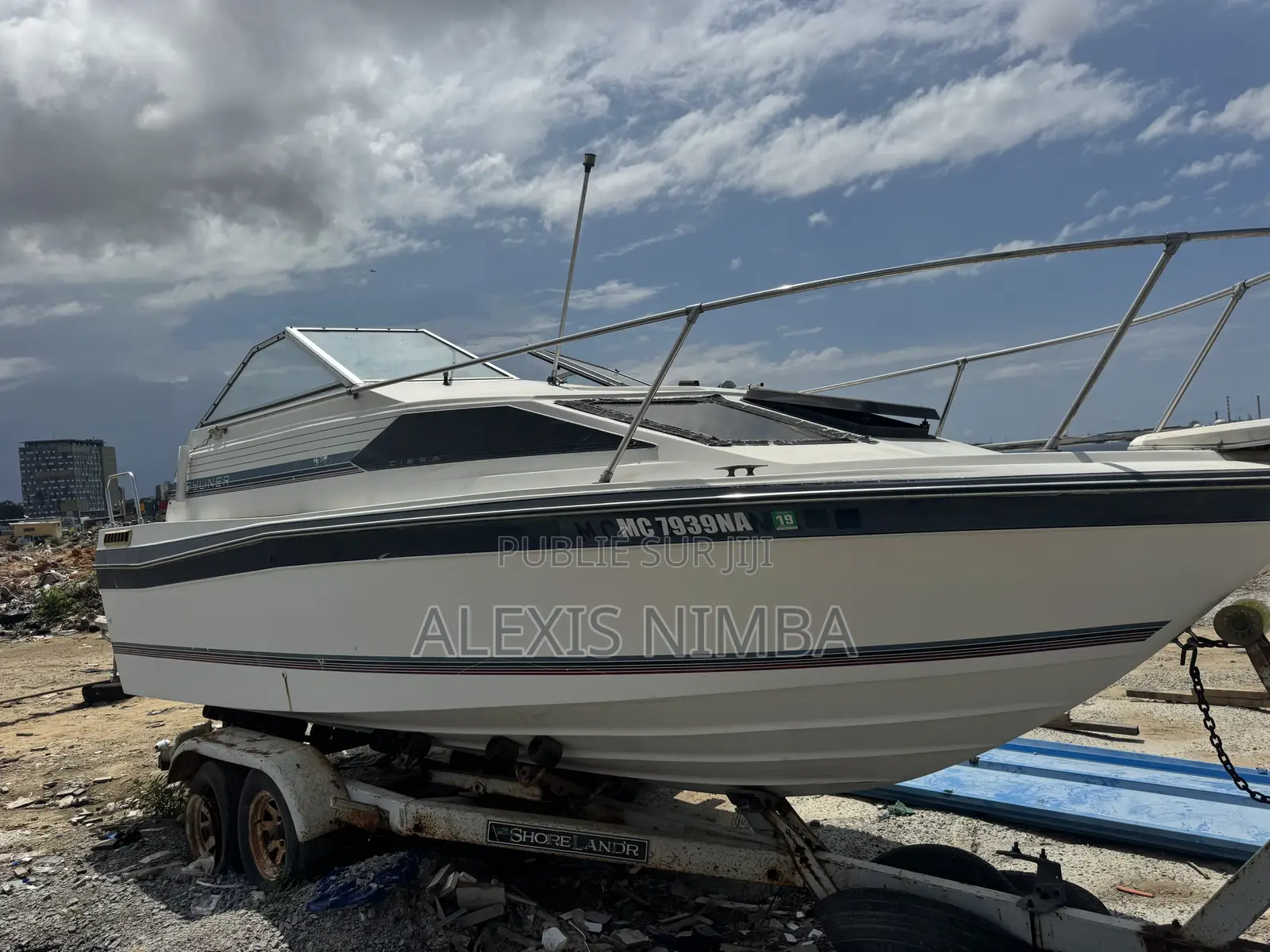 Coque Bateau Mini Yatch Tout À Refaire Avec Cabine