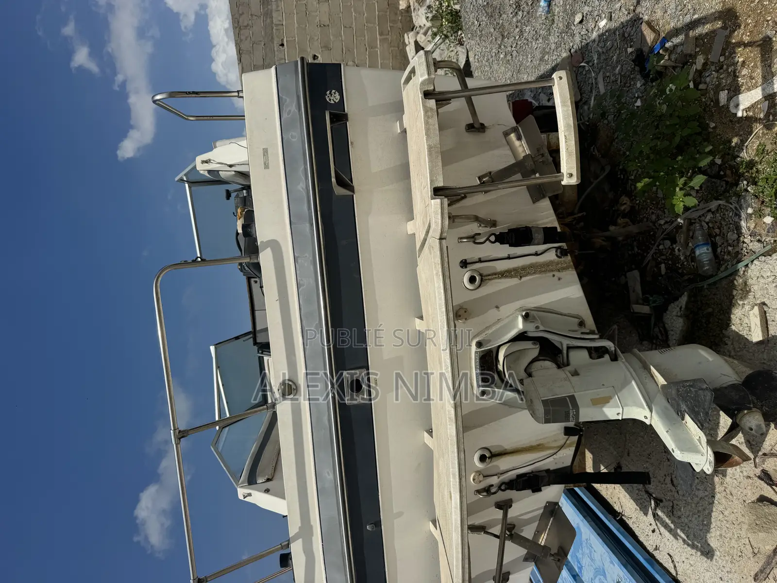 Coque Bateau Mini Yatch Tout À Refaire Avec Cabine