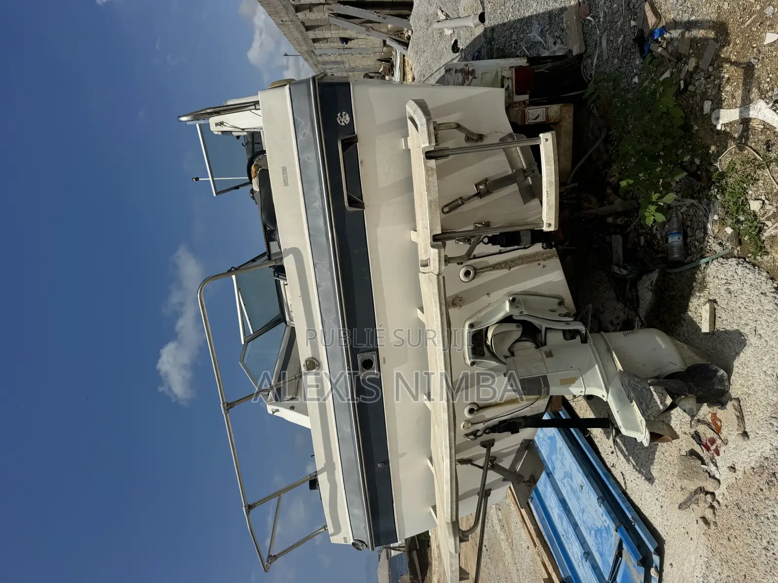 Coque Bateau Mini Yatch Tout À Refaire Avec Cabine