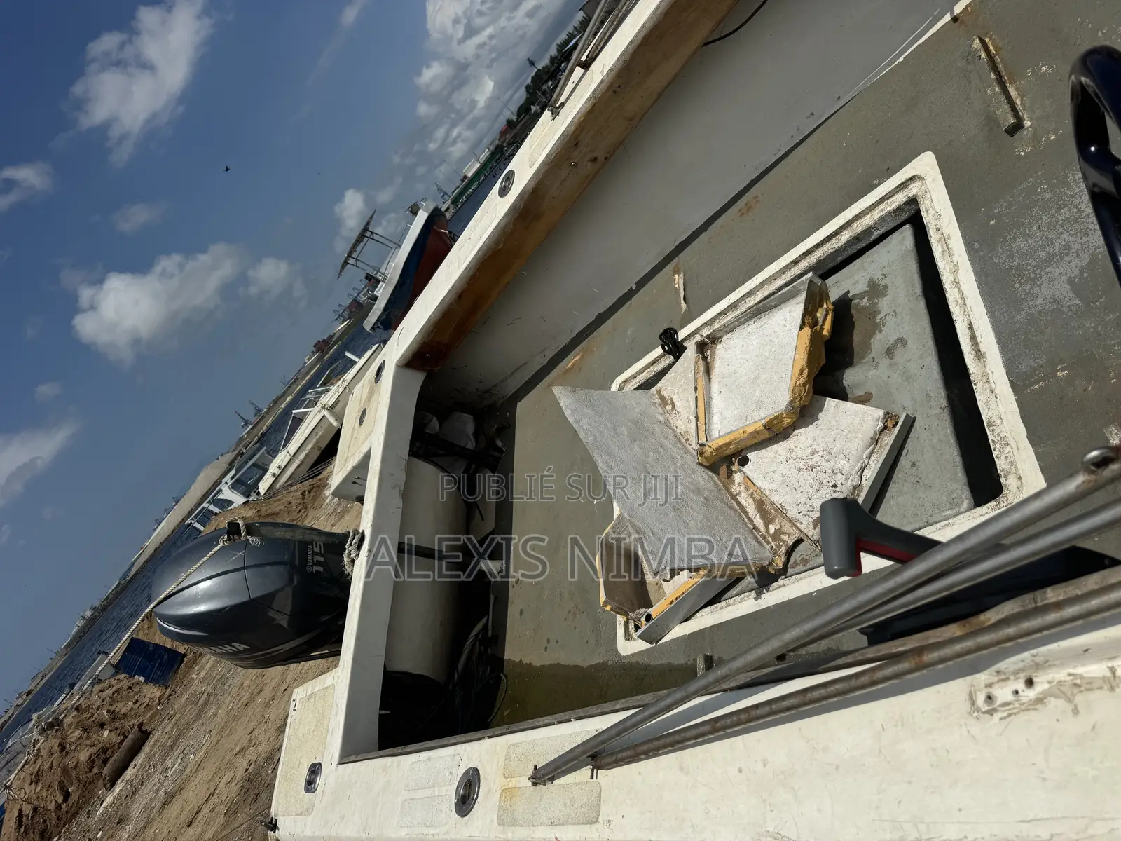 Coque Bateau Guenec Avec Moteur 115cv Yamaha