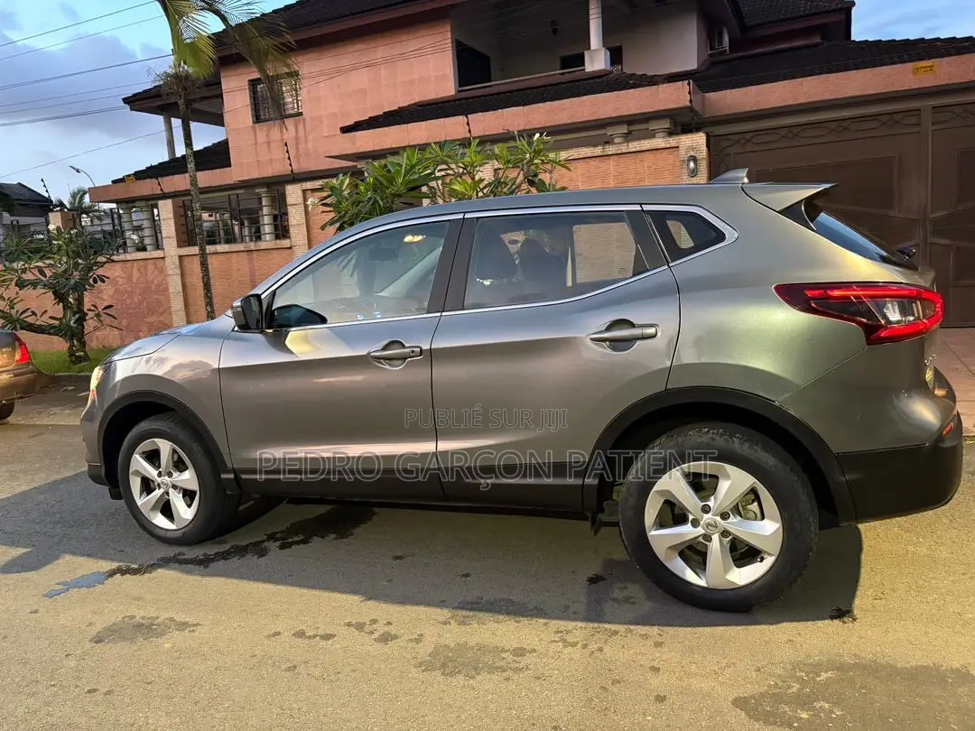 Nissan Qashqai 2019 Gris