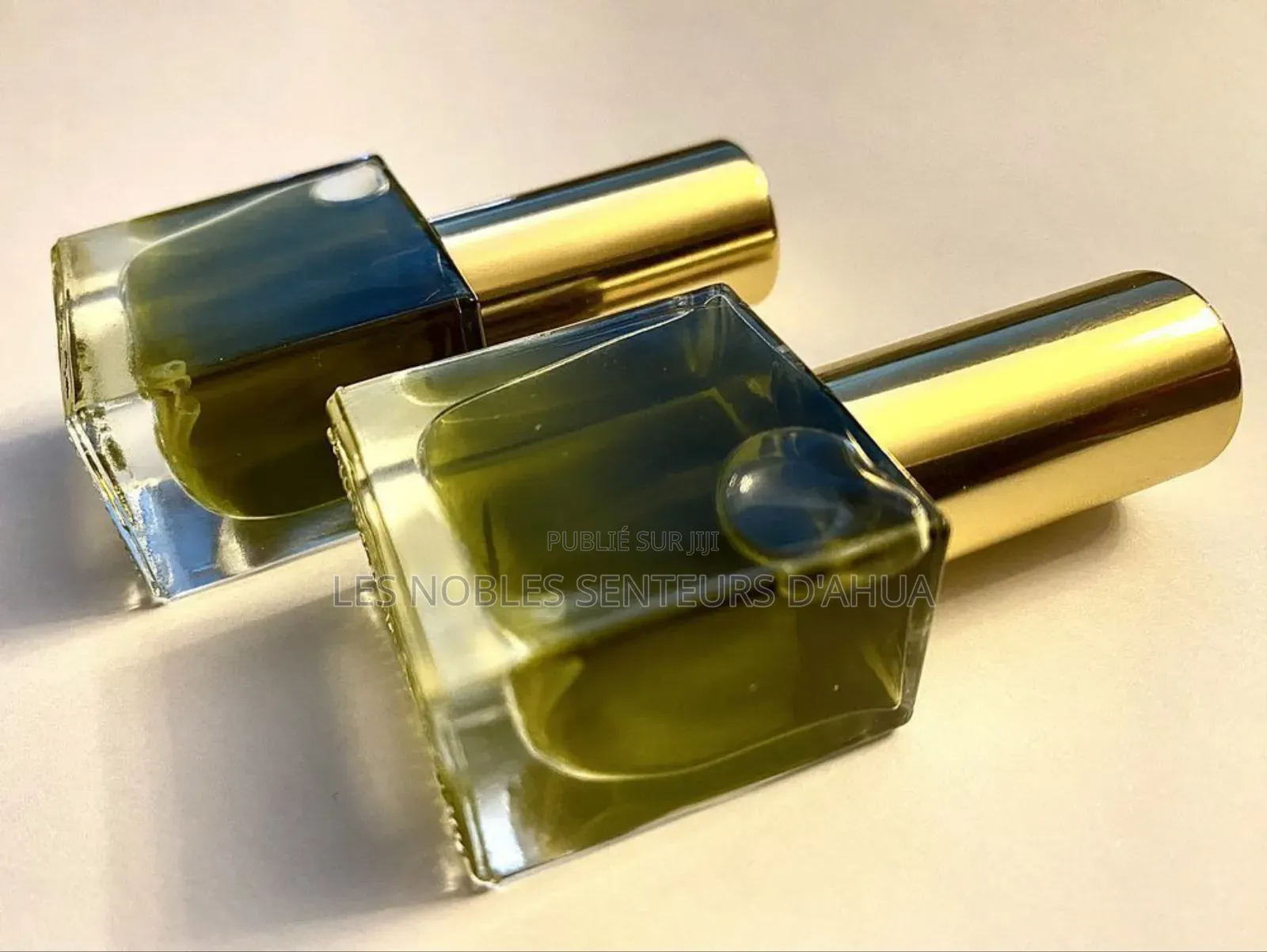 Ventes De Parfums Femmes/Hommes