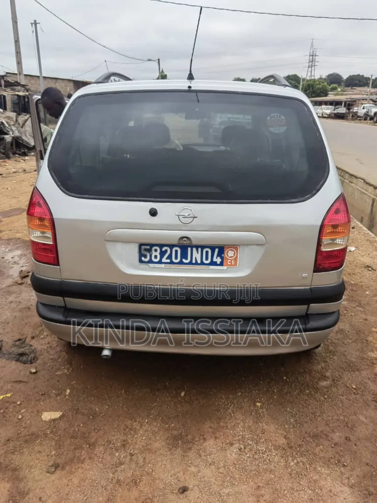 Opel Zafira 2.2 2004 Gris