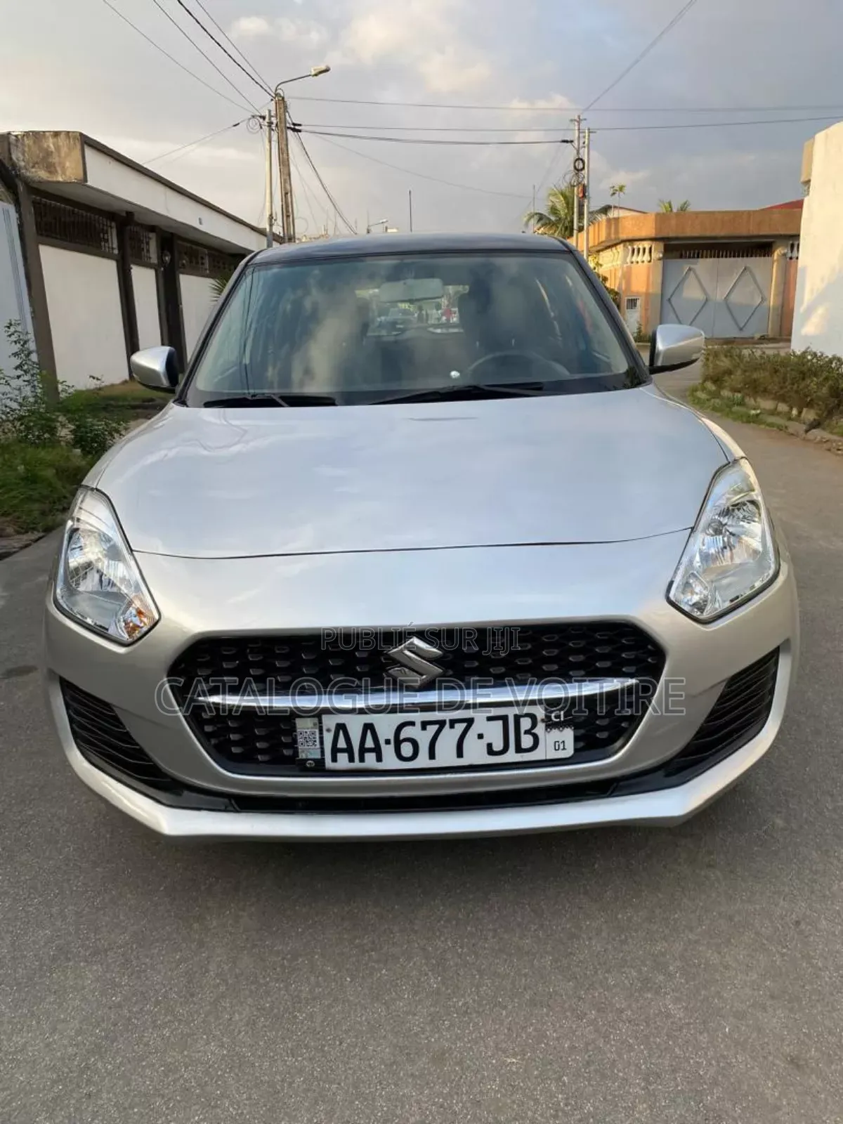 Suzuki Swift 2022 Gris