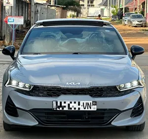 Photo - Kia K5 GT-Line 2022