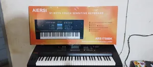 Piano Pour Débutant Et Intermédiaire Neuf Dans Son Emballage D'origine