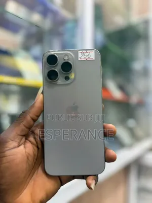 Photo - Apple iPhone 15 Pro Max 256 GB Gris