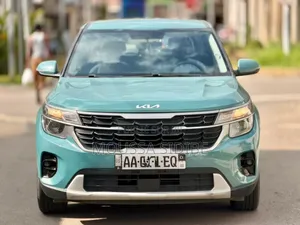 Photo - Kia Seltos 2024 Blue