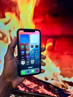 New Apple iPhone 11 64 GB Violet