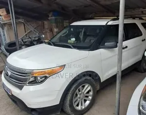 Ford Explorer 2014 Blanc
