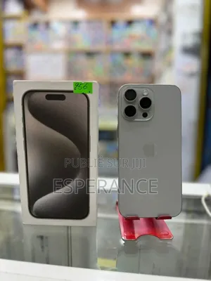 Photo - Apple iPhone 15 Pro Max 256 GB Gris