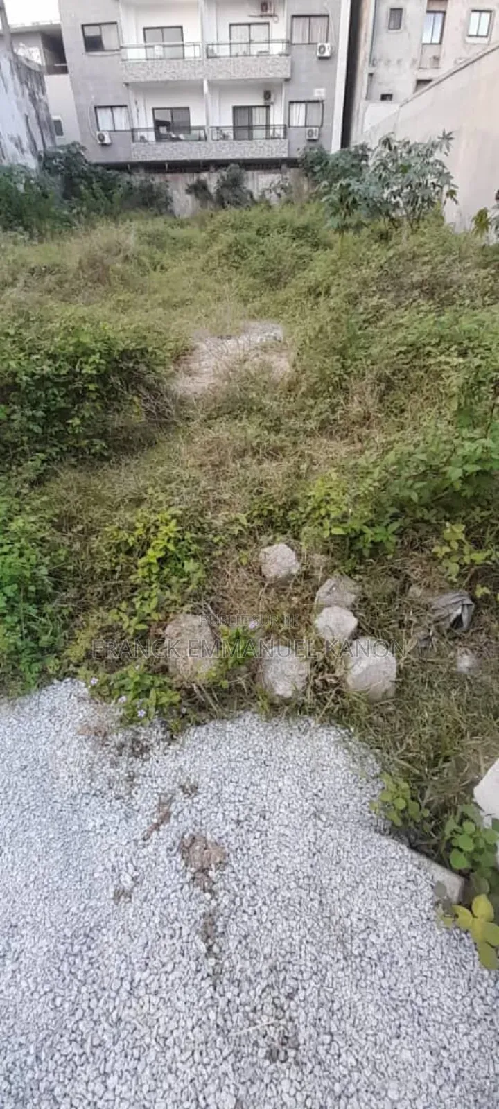 Terrain a Vendre 600 M2