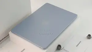 New Apple MacBook Air 2025 M4 13-Inch 16GB Apple M4 SSD 256GB