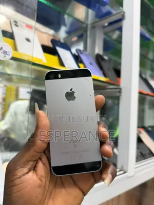 Apple iPhone SE (2020) 64 GB Gris
