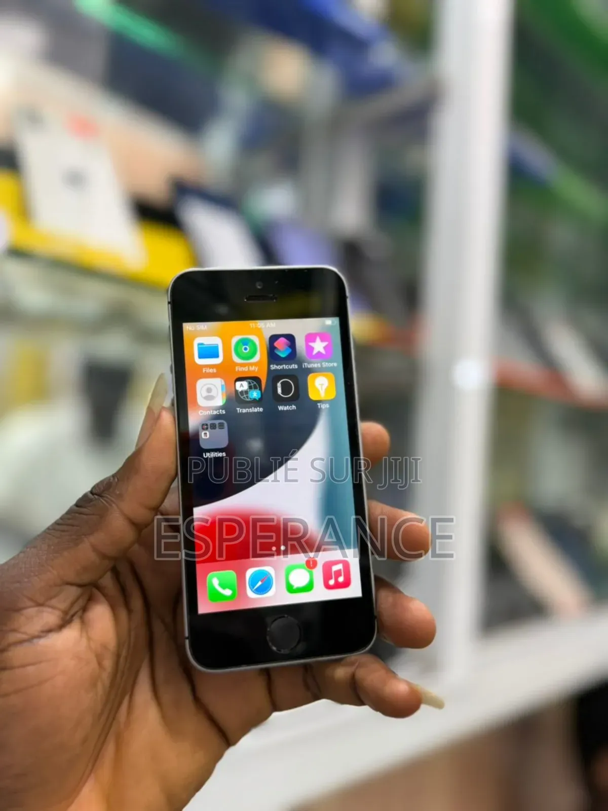 Apple iPhone SE (2020) 64 GB Gris