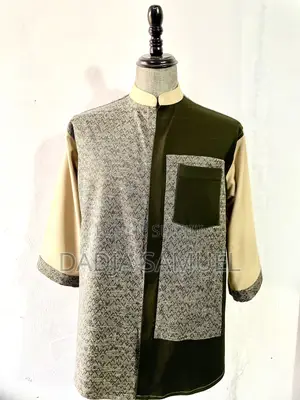 Photo - Vêtements Homme Disponible en L,Xl,M