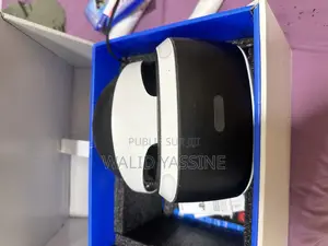 Photo - Casque Vr Ps4 + Tous Câbles Boîtier Processeurtrès Bon État Abidjan
