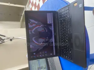 Photo - Ordinateur Portable Dell Latitude 5590 16GB Intel Core I5 SSD 500GB