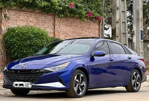 Hyundai Elantra 2022 Blue