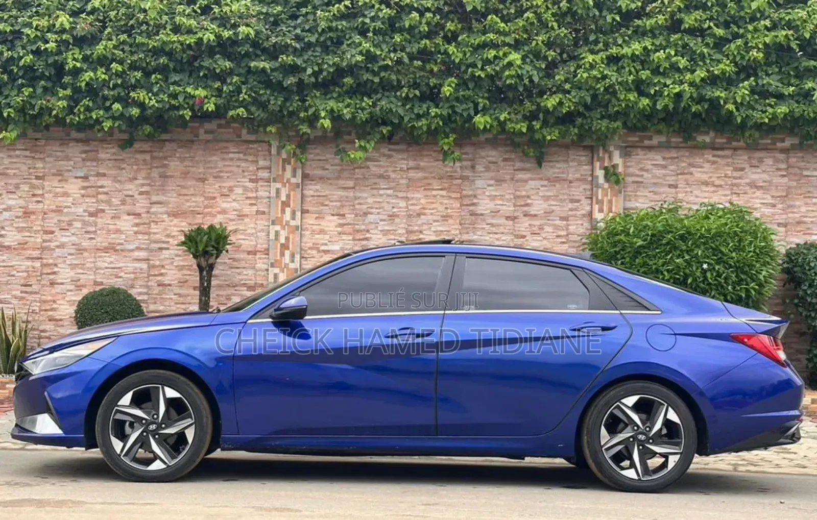 Hyundai Elantra 2022 Blue