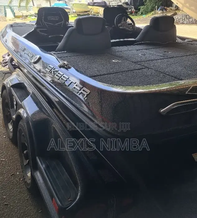 Bateau Skeeter Plaisance Vitesse Et Sportive Pêche