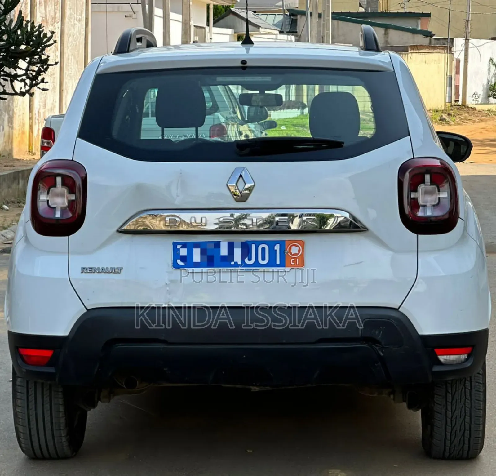 Renault Duster 2023 Blue