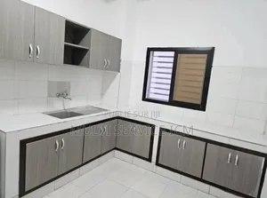 2chbre Duplex dans Cocody Nouveau Chu à Vendre