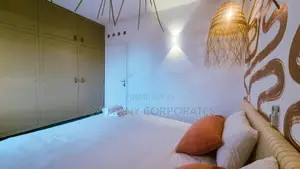 Appartement De 03 Pièces Meublés Dans La Commune Du Plateau, Abidjan