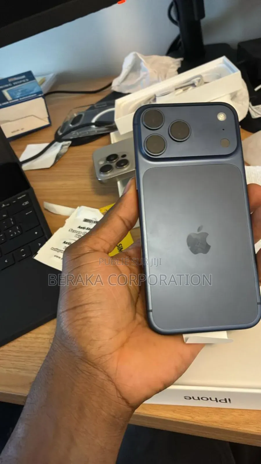 New Apple iPhone 17 Pro Max 512 GB Blue