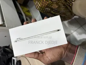 Photo - New Apple iPhone Air 256 GB Doré