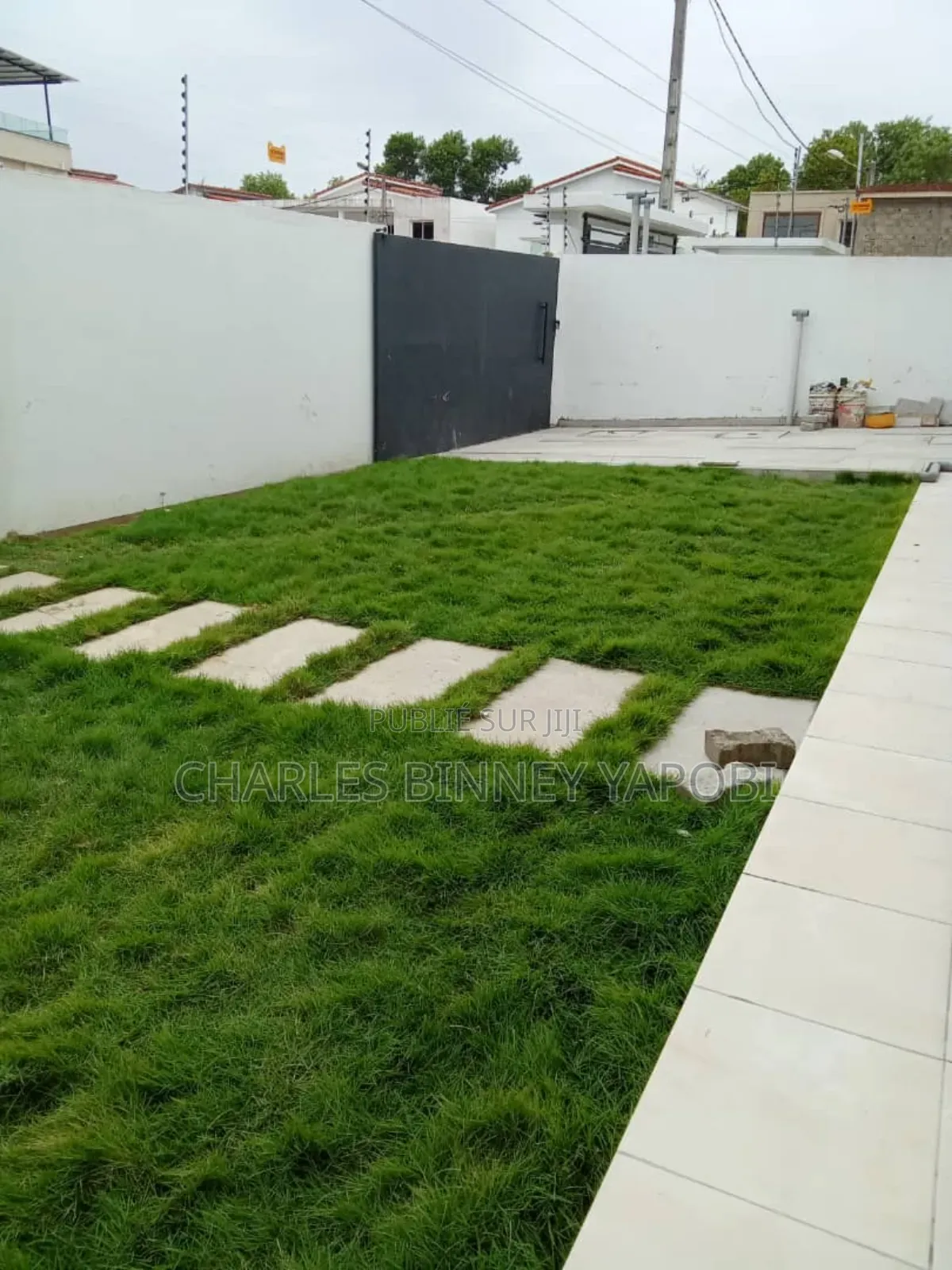 5chbre Appartement dans Grand-Bassam à Louer