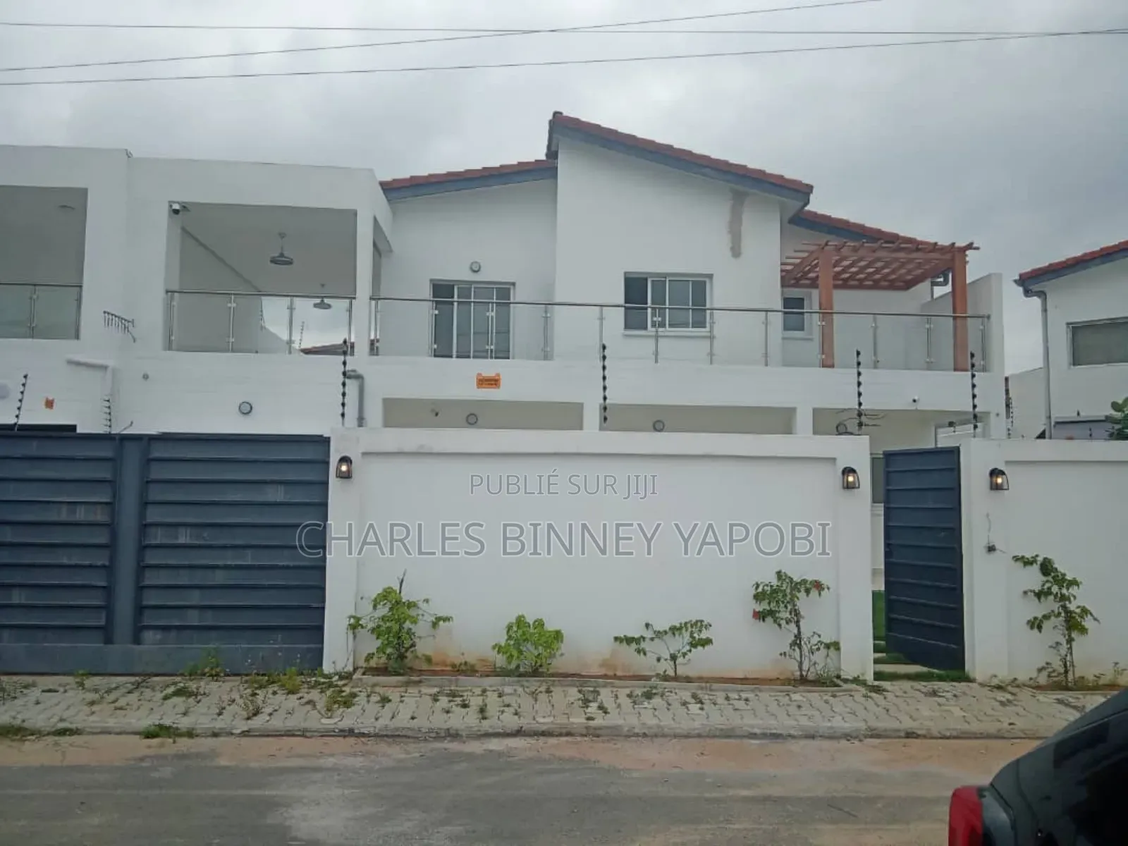 5chbre Appartement dans Grand-Bassam à Louer