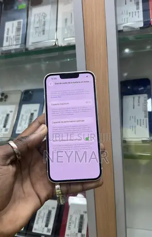 Photo - New Apple iPhone 13 128 GB Blanc