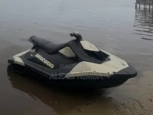 Jet Ski Année 2017 90cv